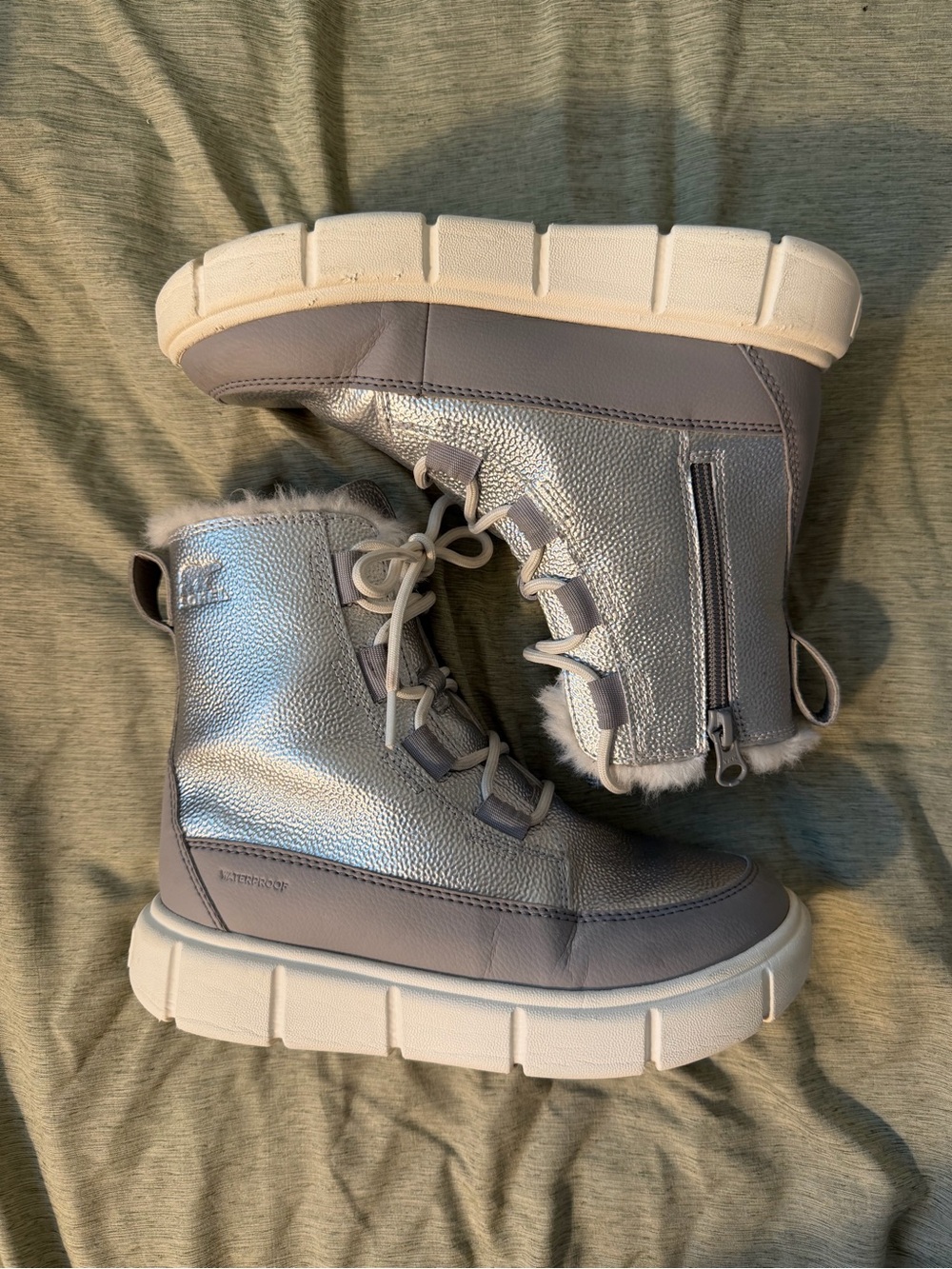 Sorel Kids Silver and Light Gray Faux Fur Winter Boots